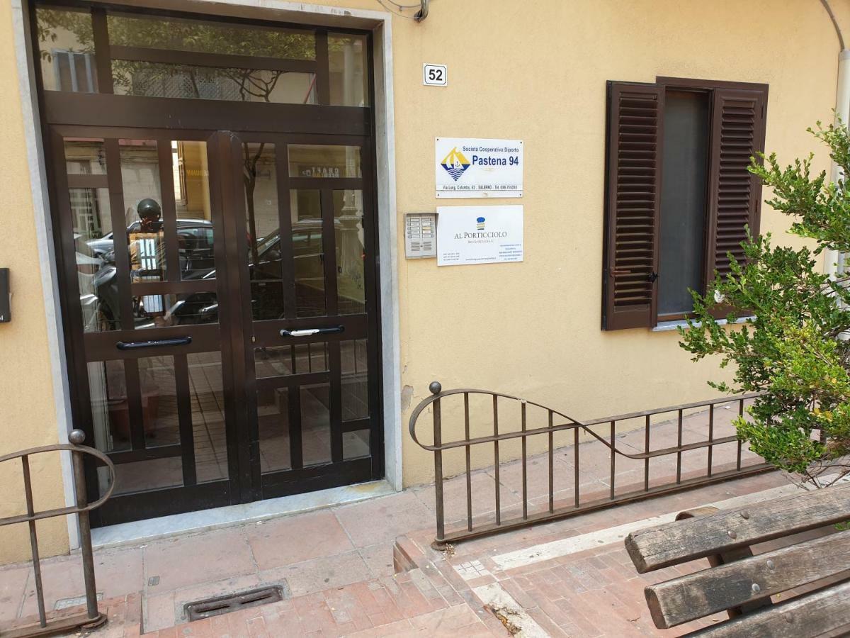 Al Porticciolo Bed and Breakfast Σαλέρνο Εξωτερικό φωτογραφία